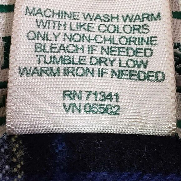 LL Bean Shirt Mens Size MT Medium Tall Black Red Plaid Flannel LS Button Down LS - Picture 6 of 7